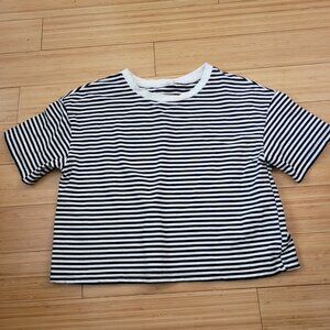 Mod ref striped crop shirt women's small. Very soft.